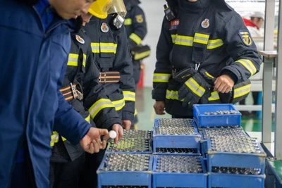 Hogyan lehet eloltani a lítium akkumulátor tüzet?