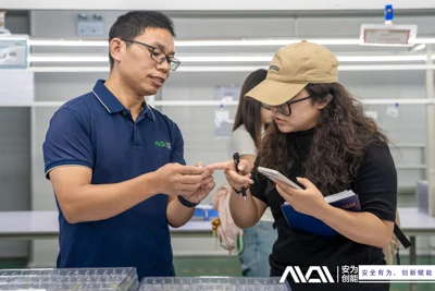 A lítium-ion akkumulátoros innovációk ragyognak