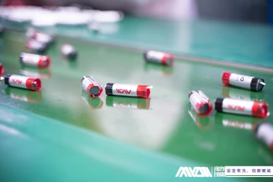 A Nobel-díjtól a mindennapi élet minden sarkáig: A lítium{0}}ion akkumulátoro...
